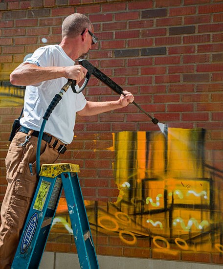 pci0116-Sherwin-Williams_Anti-GraffitiCoating_Demo3